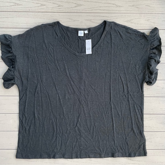 Gap NWT Black Ruffle Sleeve Top XL - Picture 1 of 4